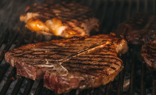 6 Restoran Steak di Bandung dengan Daging Kualitas Premium 4 6 Restoran Steak di Bandung dengan Daging Kualitas Premium