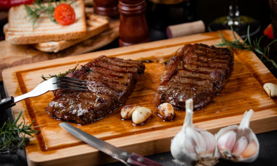 Pesan Steak Apa? Ini Perbedaan Sirloin dan Tenderloin 7 sirloin